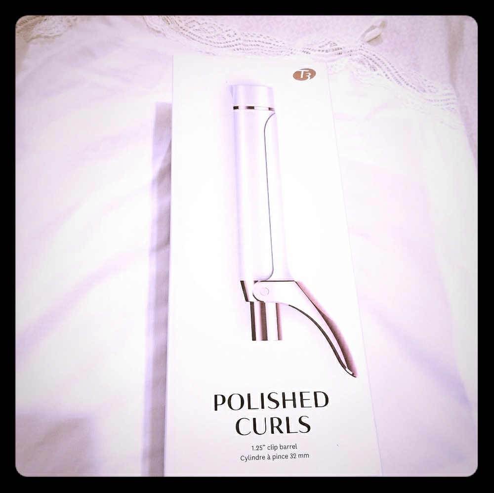 T3 Micro Polished Curls Curling Iron Barrel